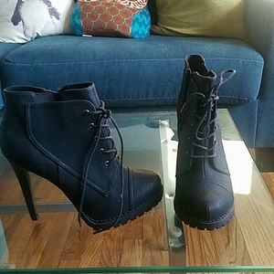 Aldo ankle booties